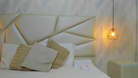 Laurent online show from November 2025 11:09:02 AM