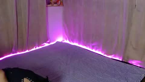 Dallas Hooter Edmonson online show from March 2026 02:04:02 AM