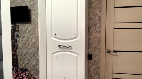 Eva online show from April 2026 02:11:01 PM