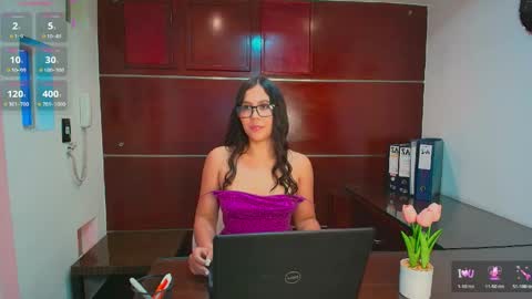 Snapshot of laurilenix chatting on April 2026 09:53:02 PM lauri online show from April 2026 09:53:02 PM