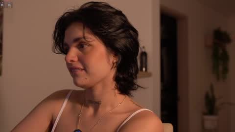 Snapshot of laurita_4 chatting on March 2026 01:00:02 PM laurita_4 online show from March 2026 01:00:02 PM