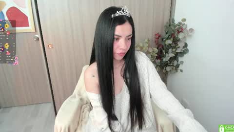 Lauryn online show from July 2026 07:16:01 PM