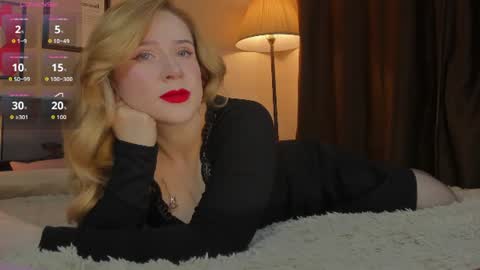 Snapshot of lavender_tender chatting on June 2026 09:04:01 PM Lav online show from June 2026 09:04:01 PM
