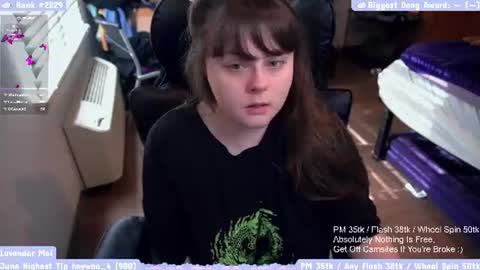 Snapshot of lavendermei chatting on June 2026 01:02:02 PM LavenderMei online show from June 2026 01:02:02 PM