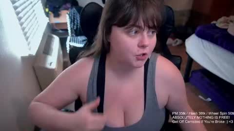 Snapshot of lavendermei chatting on June 2026 03:15:02 PM LavenderMei online show from June 2026 03:15:02 PM