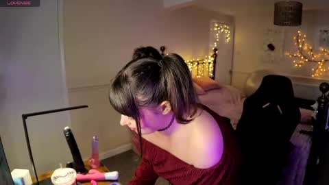 Snapshot of lavenderrzz19 chatting on May 2026 02:36:02 PM Lavenderrzz online show from May 2026 02:36:02 PM
