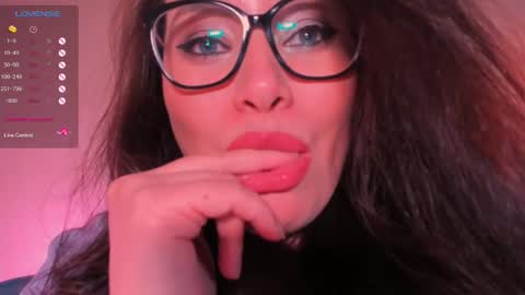 Snapshot of laverna_black chatting on March 2025 06:04:02 AM Laverna online show from March 2025 06:04:02 AM