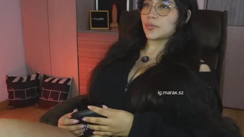 Mara online show from June 2026 10:35:02 PM