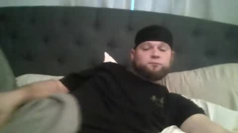 layinlow42 online show from December 2024 12:34:02 PM