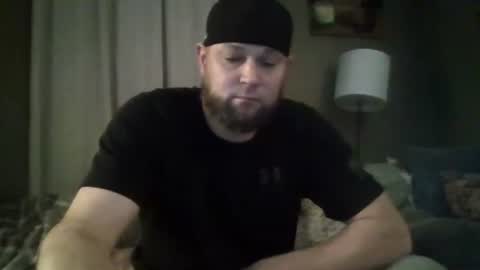 layinlow42 online show from January 2025 08:45:01 AM
