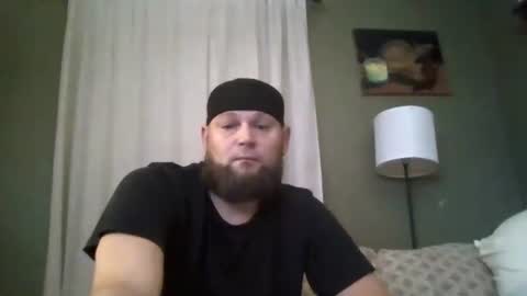 layinlow42 online show from October 2025 02:37:02 AM