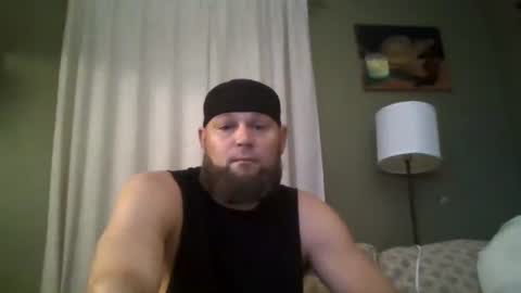 layinlow42 online show from October 2025 05:19:02 AM