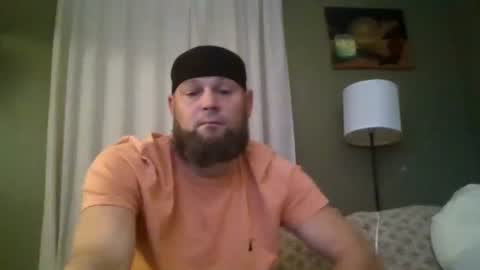 layinlow42 online show from October 2025 03:07:02 AM