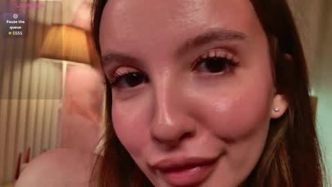 Snapshot of layla_bloom chatting on June 2026 06:01:01 PM Your sweet girl-next-door online show from June 2026 06:01:01 PM