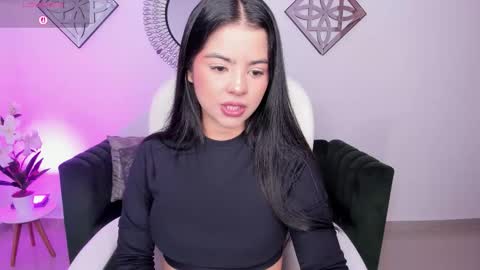 Layla Breezee online show from September 2025 11:43:01 AM