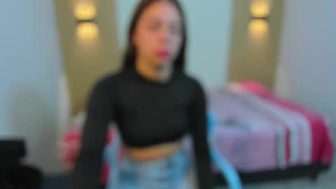 Snapshot of laylaember chatting on January 2026 11:58:02 AM LaylaEmber online show from January 2026 11:58:02 AM