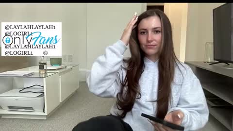 laylahlaylah1 online show from March 2026 04:36:01 PM