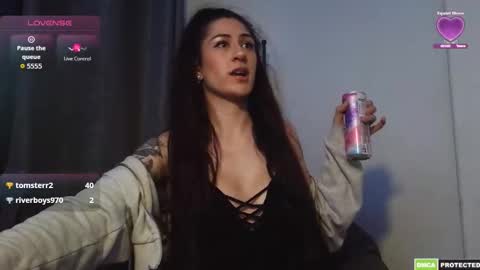 Snapshot of laylolasquirt chatting on October 2025 04:42:01 AM laylolasquirt online show from October 2025 04:42:01 AM