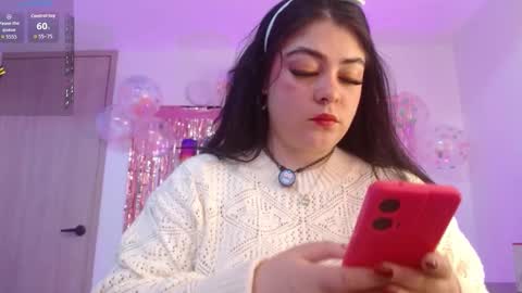 Snapshot of layna_cold chatting on February 2026 12:20:02 PM Vannessa online show from February 2026 12:20:02 PM