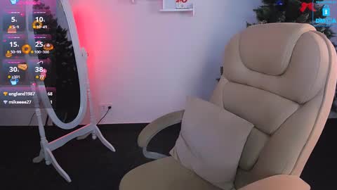 layriantavee online show from January 2025 10:02:01 AM