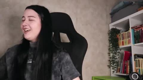 Lisa online show from February 2026 04:42:01 AM