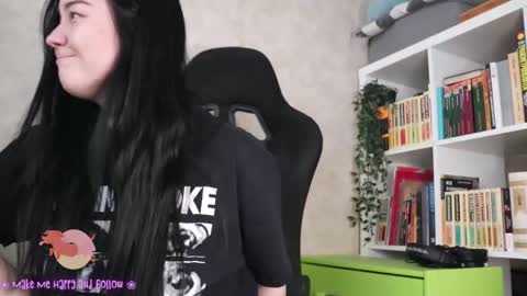 Lisa online show from March 2026 04:31:01 AM