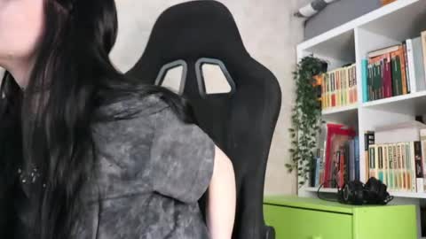 Lisa online show from March 2026 03:44:01 AM