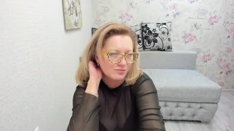 Lea online show from January 2025 10:23:01 PM