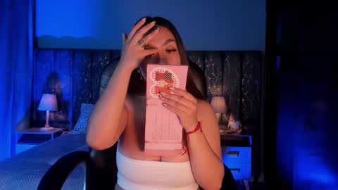 Lea Velle online show from November 2025 04:34:02 AM