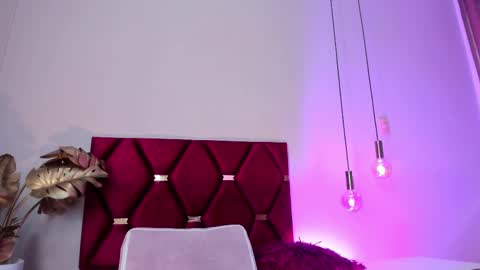 Leah Carter online show from February 2025 09:53:02 PM