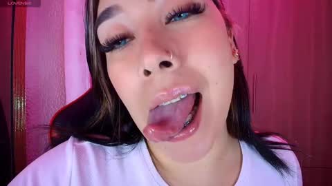 leah online show from February 2026 05:37:01 AM