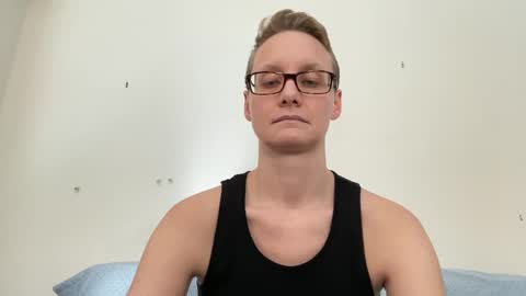 Lee online show from February 2025 05:03:02 PM