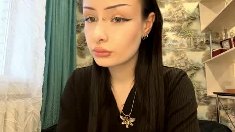 Snapshot of leanorabollman chatting on April 2026 03:29:01 PM Kiki online show from April 2026 03:29:01 PM