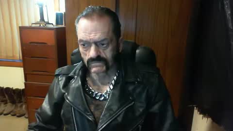 leathergreaser online show from January 2025 07:20:02 PM