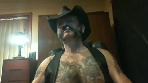 leathergreaser online show from September 2025 08:47:01 PM