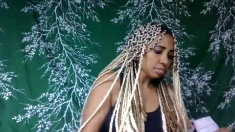 leatianaa online show from June 2026 10:26:01 AM