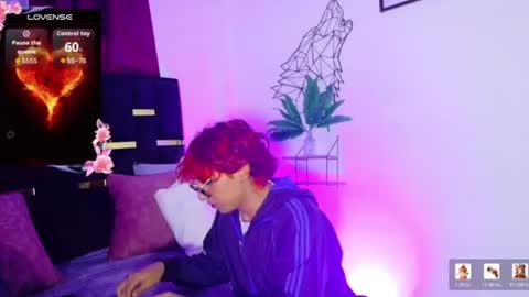 Snapshot of lee_roses chatting on June 2026 02:16:01 AM leeh online show from June 2026 02:16:01 AM