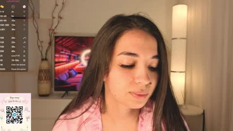 Snapshot of leeannepizzini chatting on June 2026 07:05:01 PM Jasmine online show from June 2026 07:05:01 PM