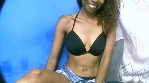 Snapshot of leeromi chatting on February 2026 08:07:01 AM leeromi online show from February 2026 08:07:01 AM