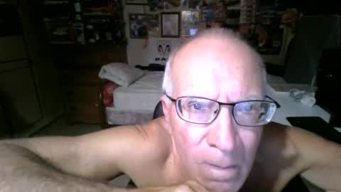 Snapshot of leezamm1132 chatting on May 2026 12:16:01 AM leezamm1132 online show from May 2026 12:16:01 AM