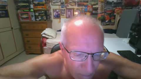Snapshot of leezamm1132 chatting on May 2026 02:30:01 AM leezamm1132 online show from May 2026 02:30:01 AM