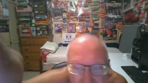 Snapshot of leezimmerman200 chatting on April 2026 09:13:01 AM leezimmerman200 online show from April 2026 09:13:01 AM
