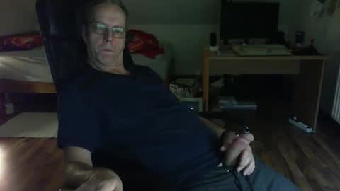 Dave online show from December 2024 11:17:02 PM