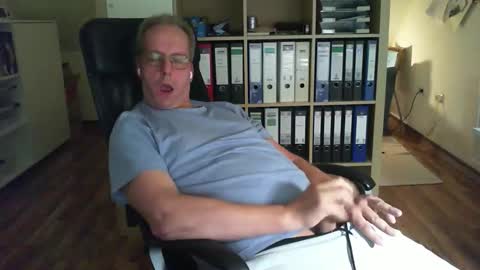 Dave online show from September 2025 08:47:01 PM