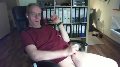 Dave online show from November 2025 10:41:01 PM