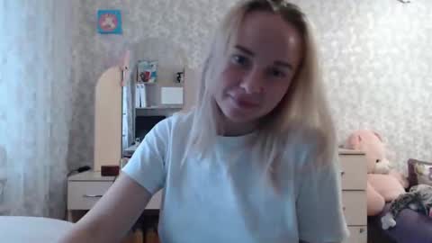 leggywily25 online show from October 2025 10:27:01 AM