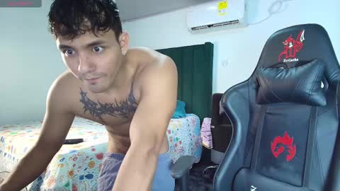 Snapshot of lei_77 chatting on February 2025 07:21:01 PM Lei online show from February 2025 07:21:01 PM