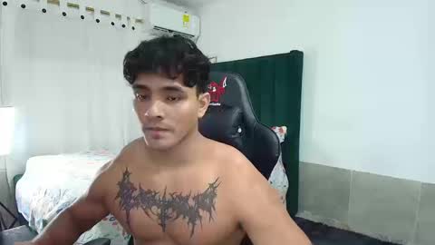 Snapshot of lei_77 chatting on September 2025 09:48:02 PM Lei online show from September 2025 09:48:02 PM