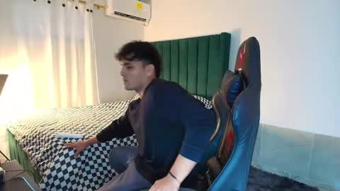  Lei  online show from December 2025 09:08:01 PM