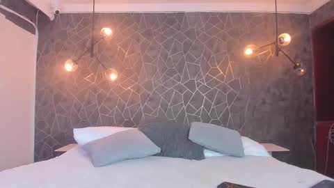 LEIGH ANGELS online show from December 2025 10:48:02 PM